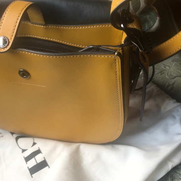 Disney x Coach Mickey Saddlle bag - Picture 7 of 12